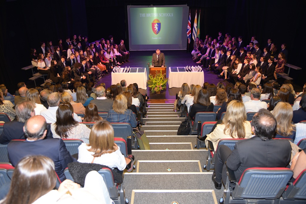 IB DIPLOMA GRADUATION - 6YL 2017