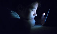 Teenagers' sleep quality and mental health at risk over late-night mobile phone use