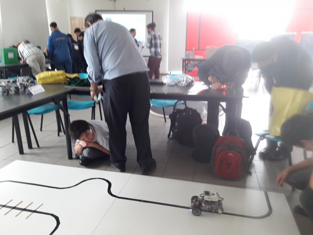 8.Roboteca