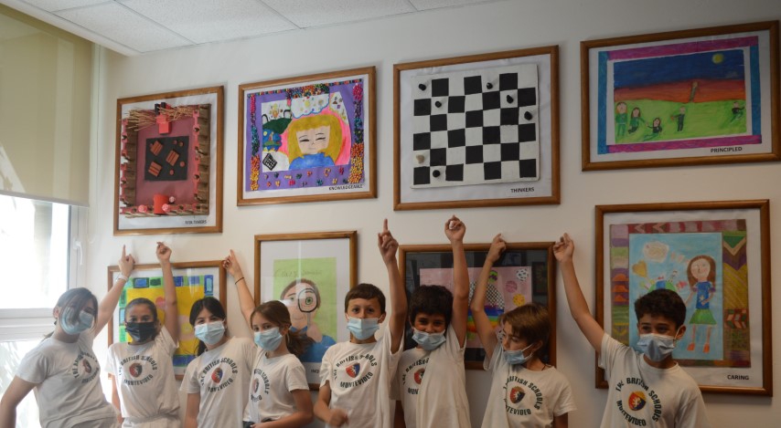 ART IN MR. MALLON´S OFFICE