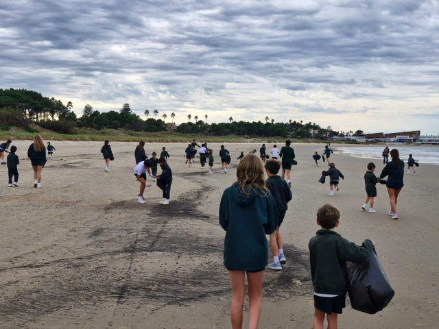 BEACH-04-24_100240