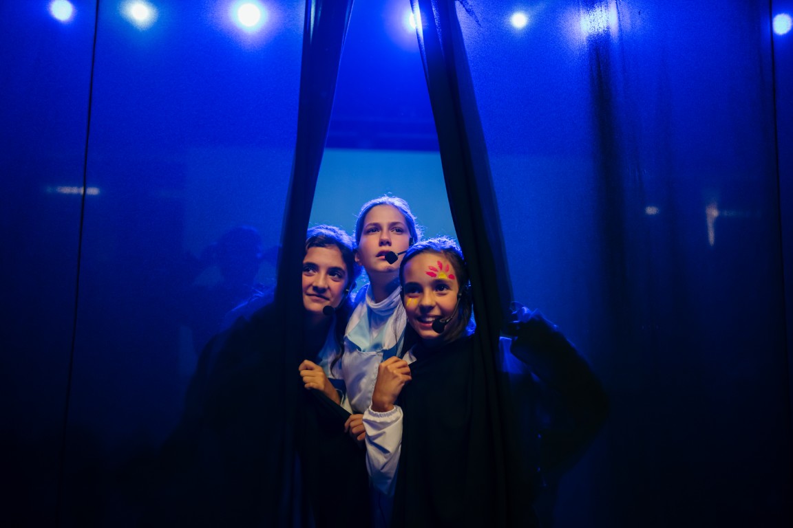  Lucy in the Sky with Diamonds