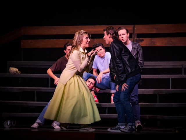 Grease_Web_-_004