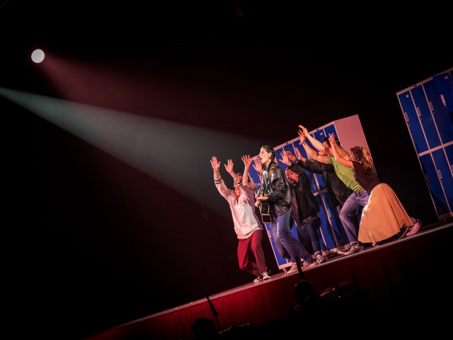 Grease_Web_-_007