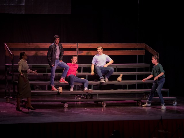 Grease_Web_-_040