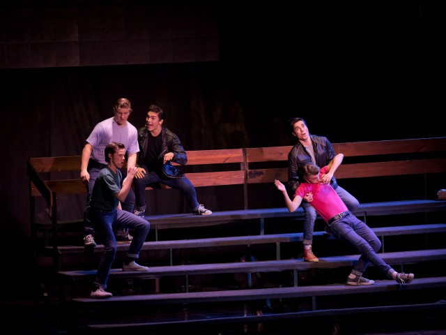 Grease_Web_-_043