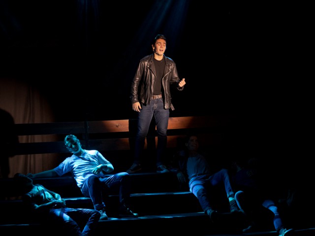 Grease_Web_-_048