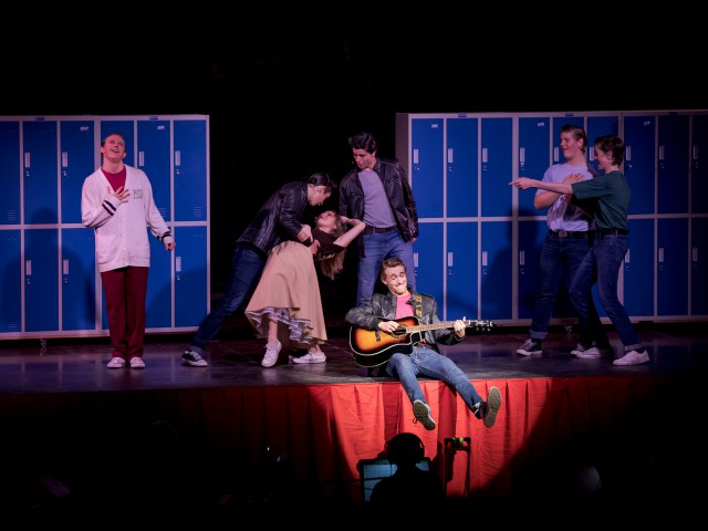 Grease_Web_-_050