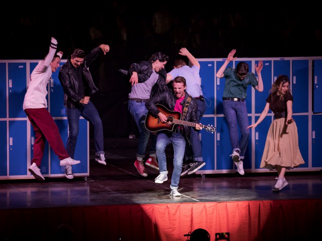 Grease_Web_-_051