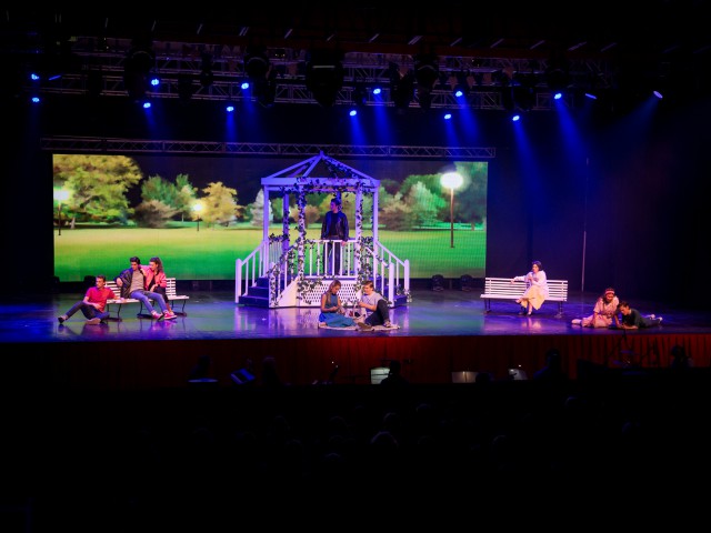 Grease_Web_-_067