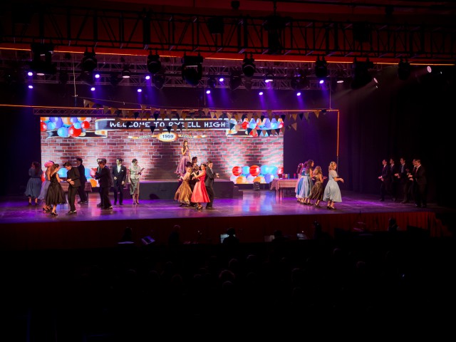 Grease_Web_-_081