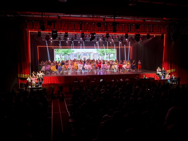 Grease_Web_-_112