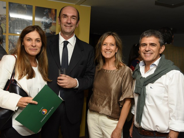 p1bvv5p3u2t17bruese1crmoga6i.JPG